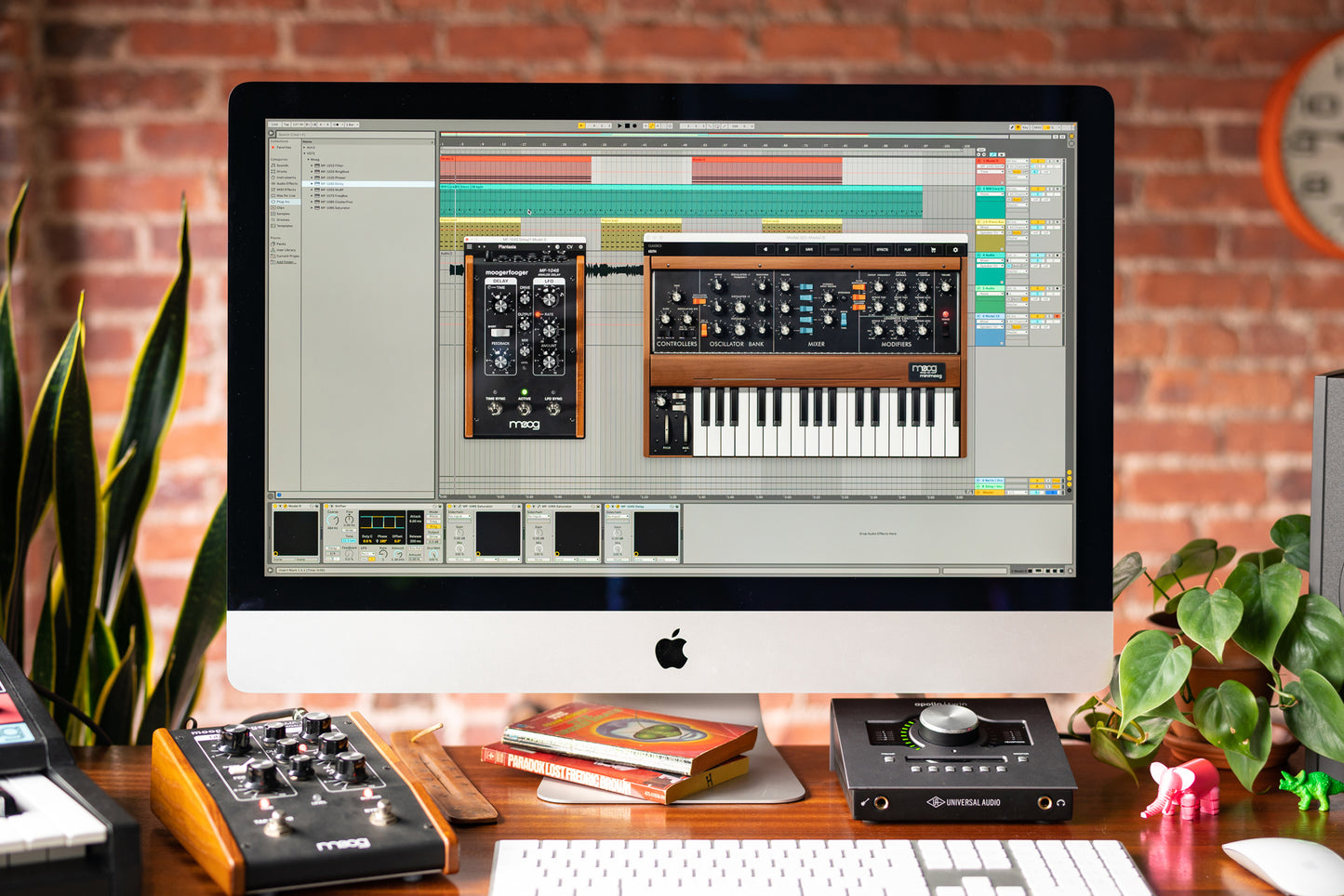Moog MF-104S Analog Delay Plugin